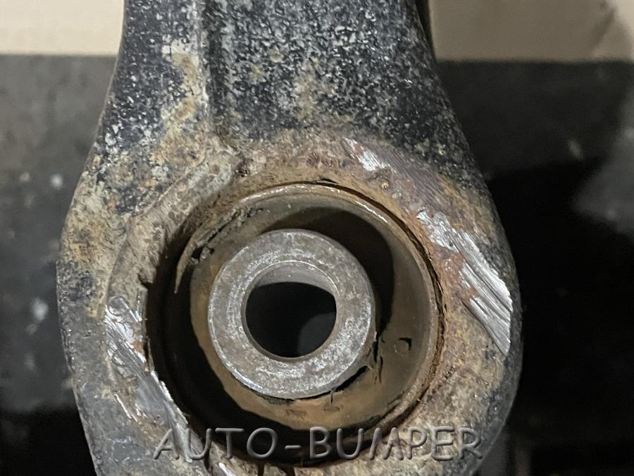 Volkswagen Touareg 2004- Рычаг передний левый 7L0407153E 7L0407151C 7L0407151H